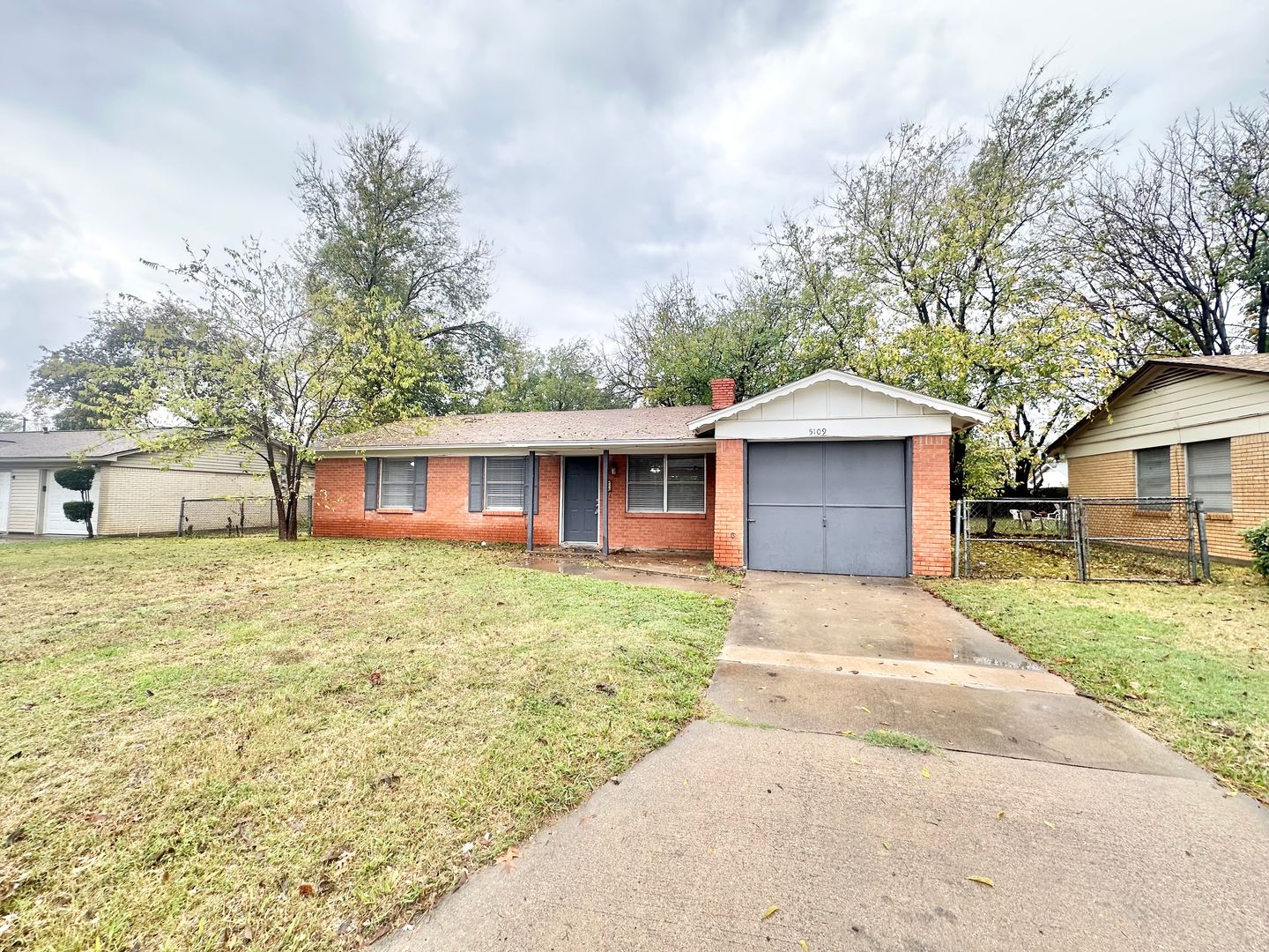 North Richland Hills House: 5109 Cloyce Court