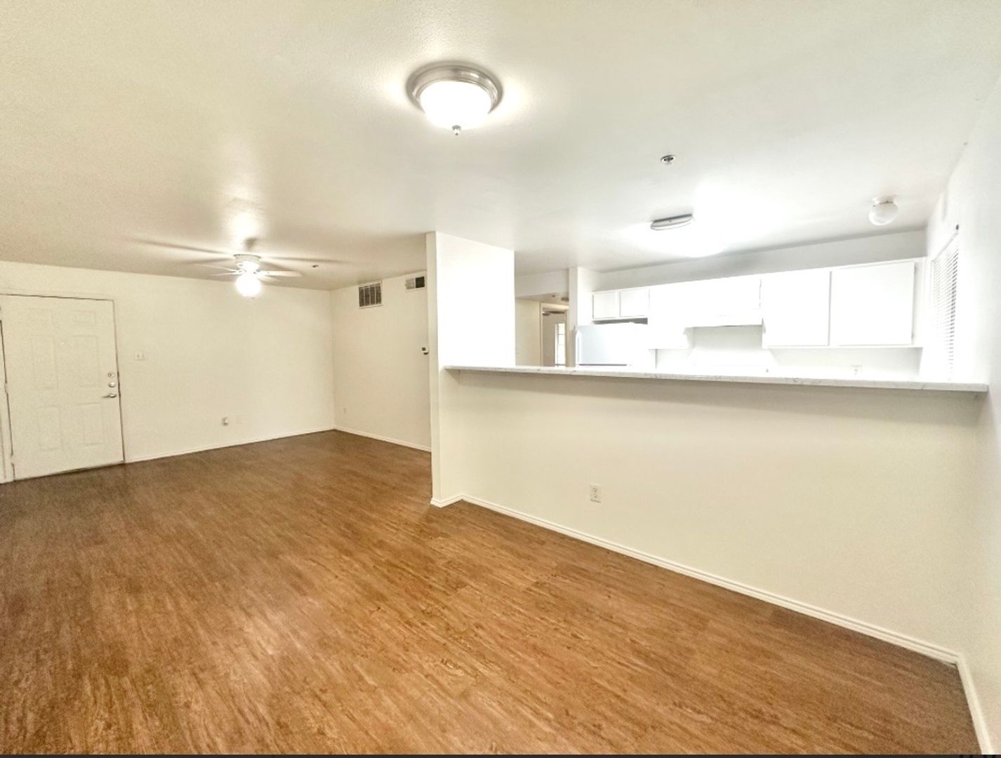 Denton Apartment: 2520 W Prairie Street