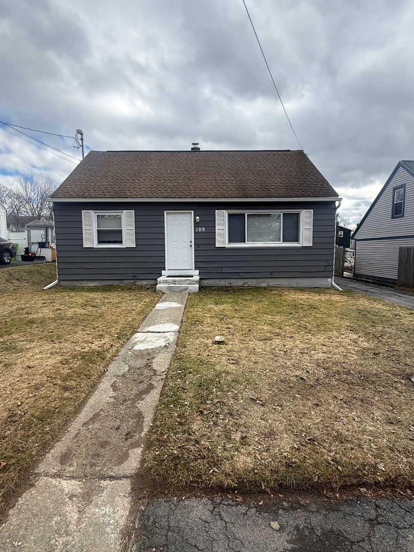 Liverpool House: 108 Parker Ave