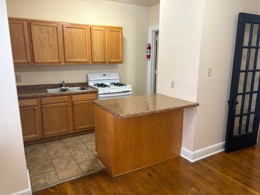 Pennwood - Join the Waitlist for a Beautiful Two Bedroom Townhomes w/ Laundry Hookups! – photo 1