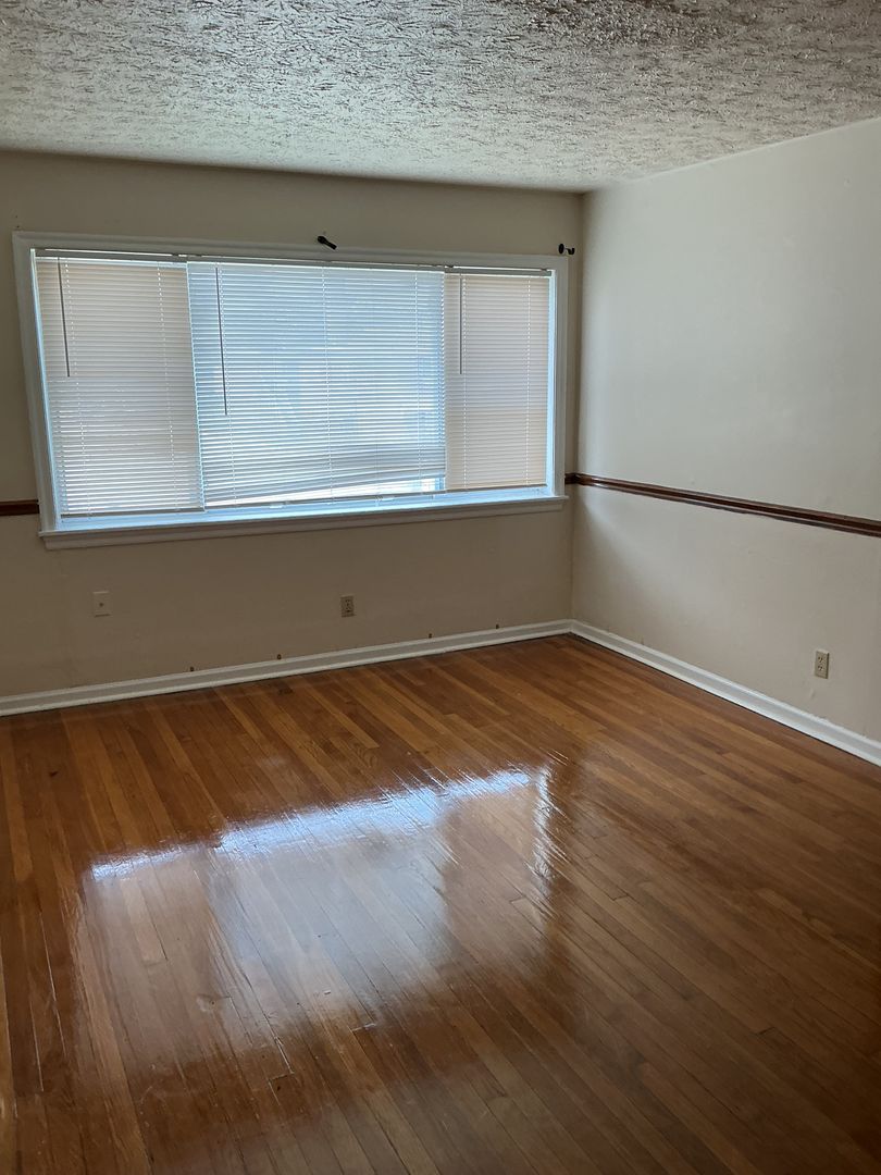INDIANAPOLIS Apartment: 3671 N PENNSYLVANIA STREET