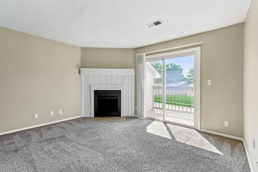 Stylish City Living: Updated, Bright, and Close to Everything! – photo 1