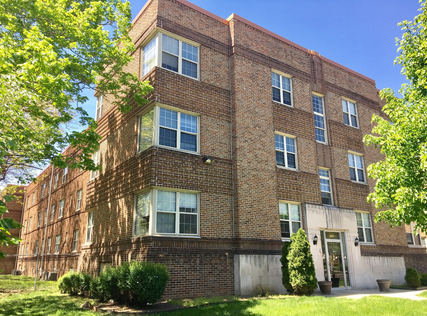 INDIANAPOLIS Apartment: 3720 N. MERIDIAN STREET, BAUER