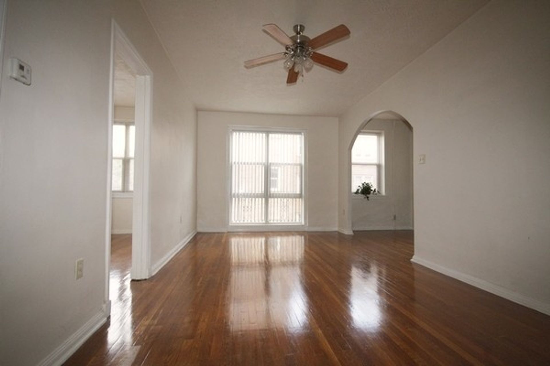 INDIANAPOLIS Apartment: 3536 N MERIDIAN STREET