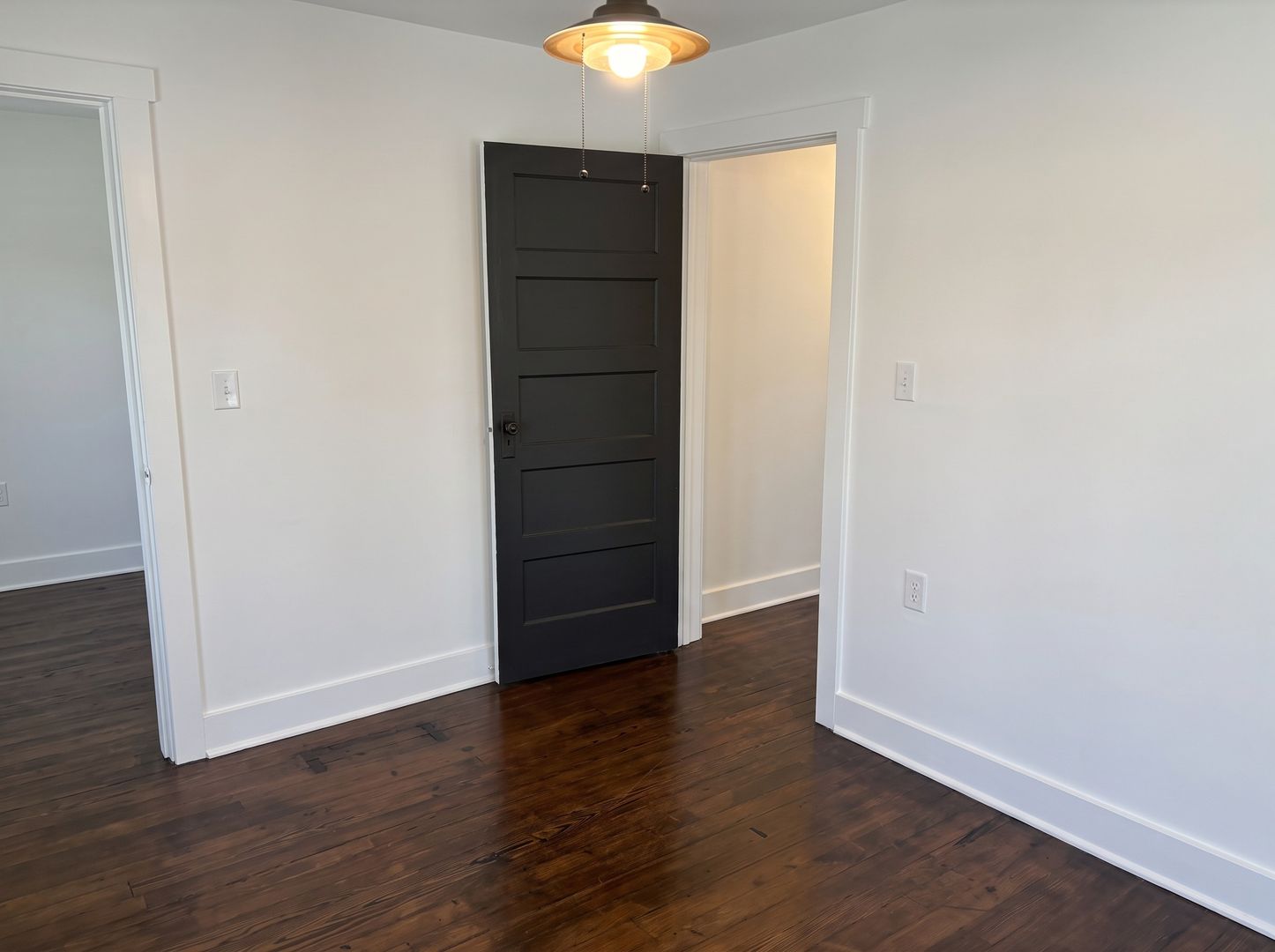 1149 Raymond St 3 of 8