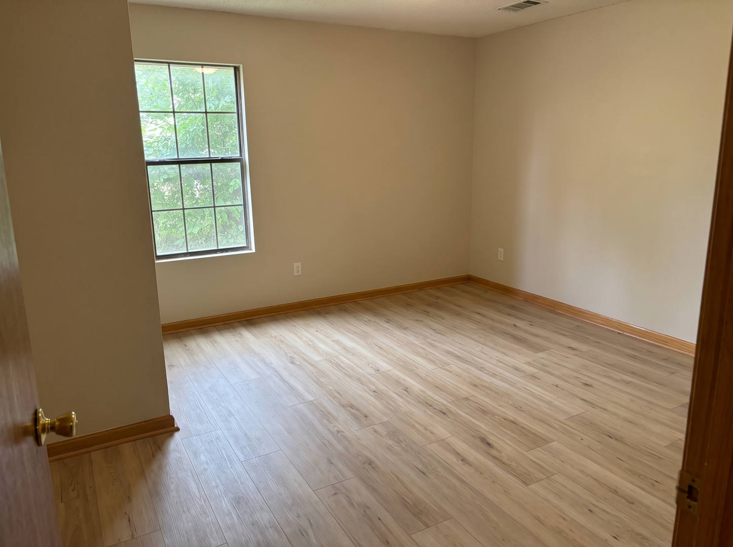 640 Leath St 12 of 12