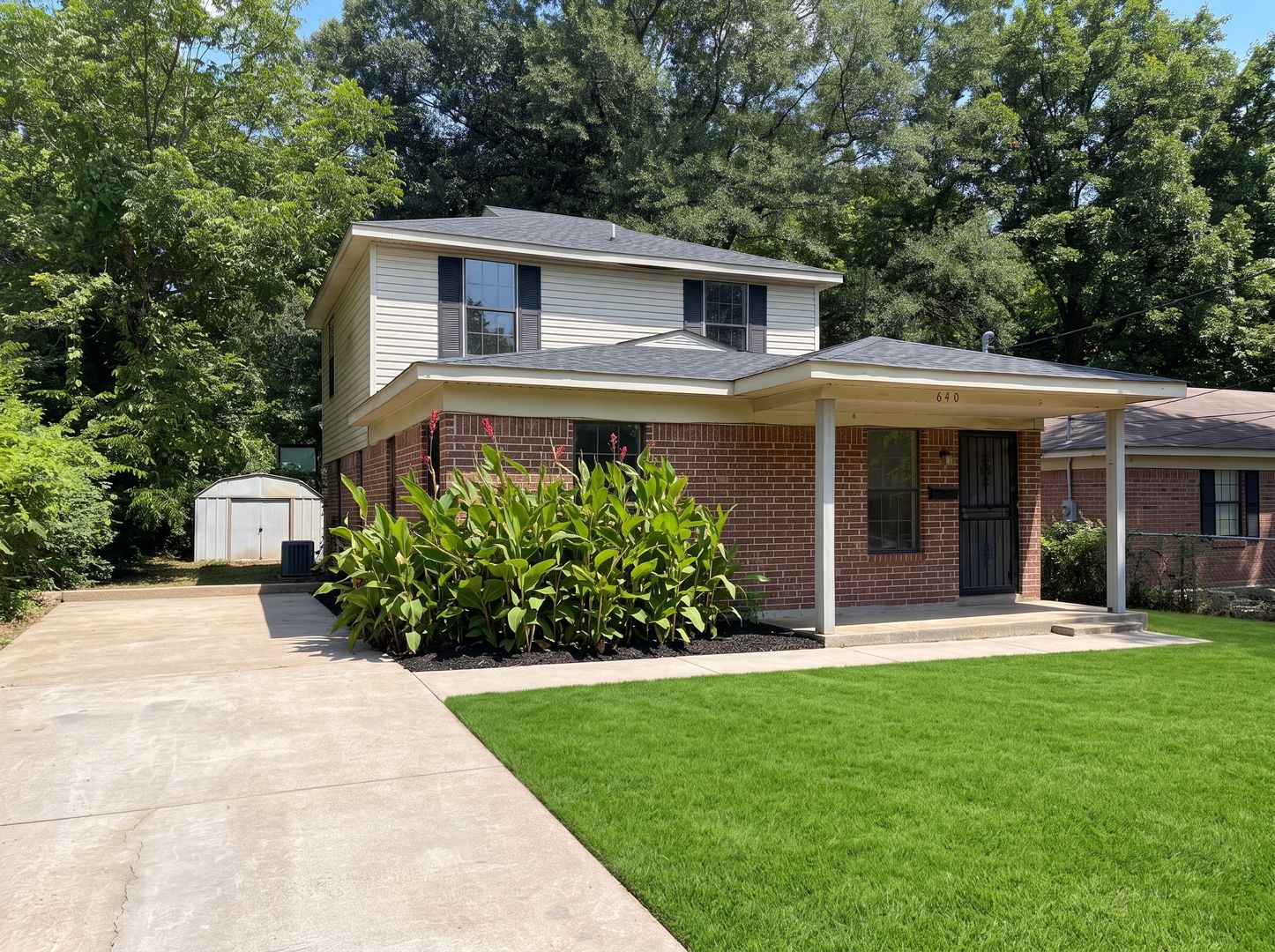 Memphis House: 640 Leath St