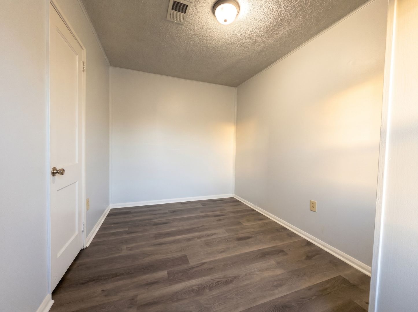 854 Carrolton Ave 9 of 12
