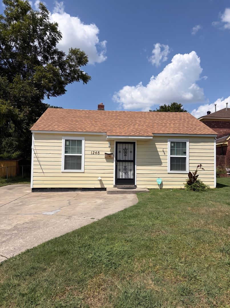 1246 Gausco Ave 1 of 8
