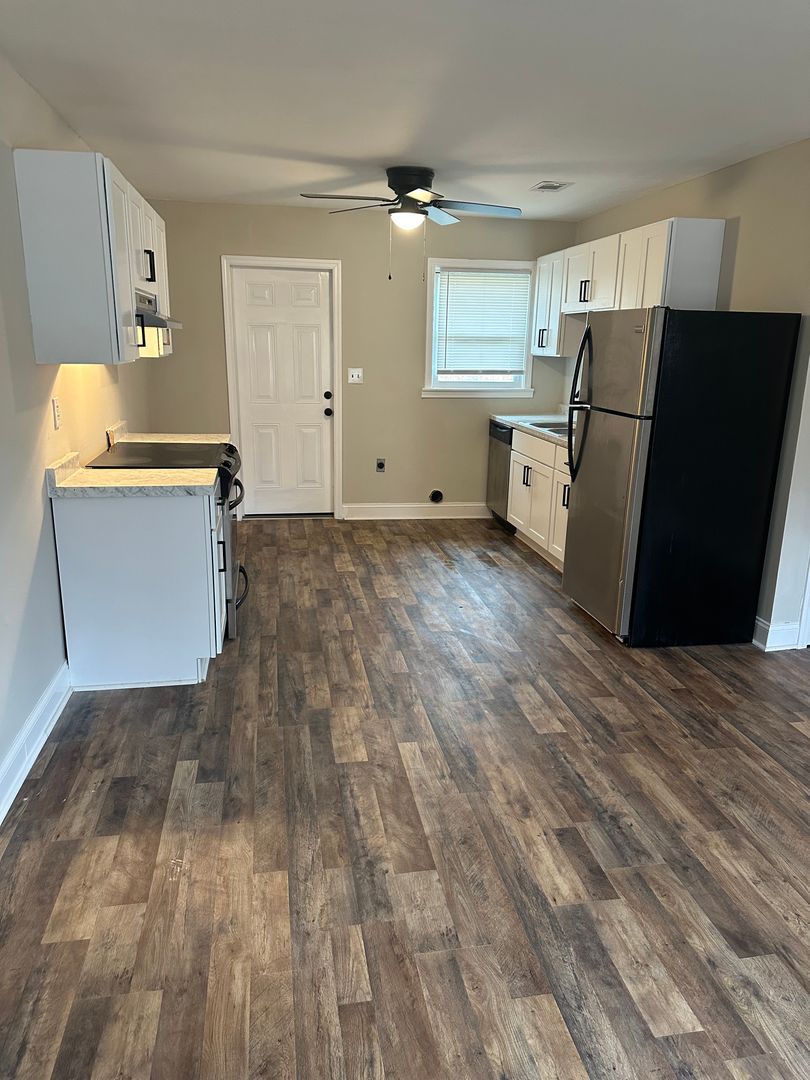 1552 Orange Grove Rd 3 of 5