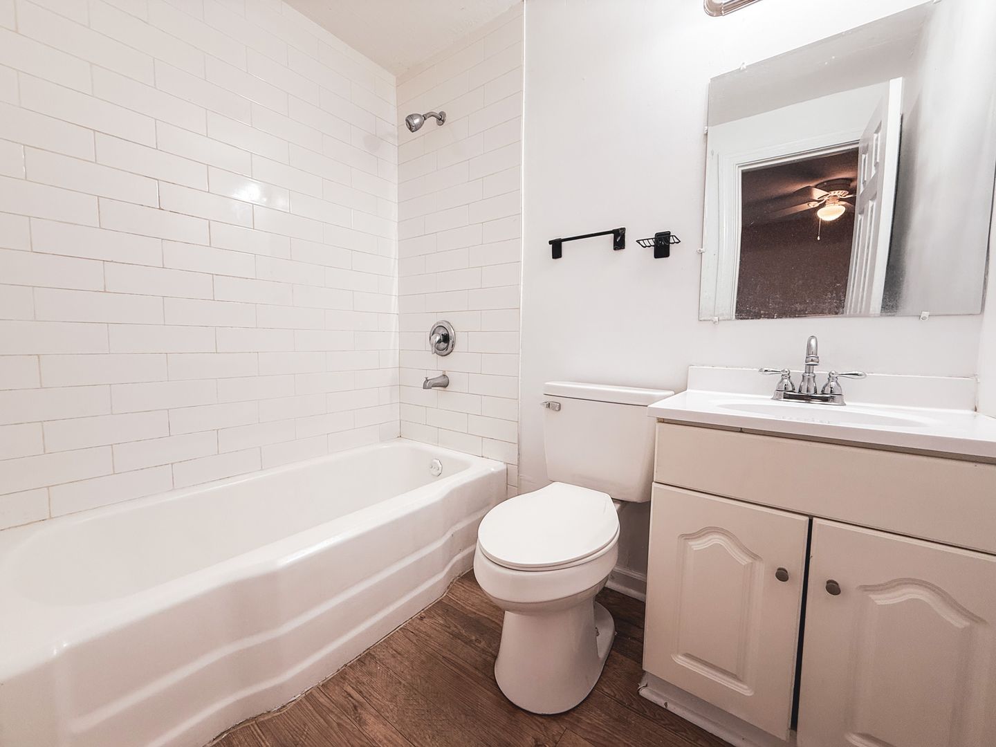 North Charleston Apartment: 1826 Clements Avenue