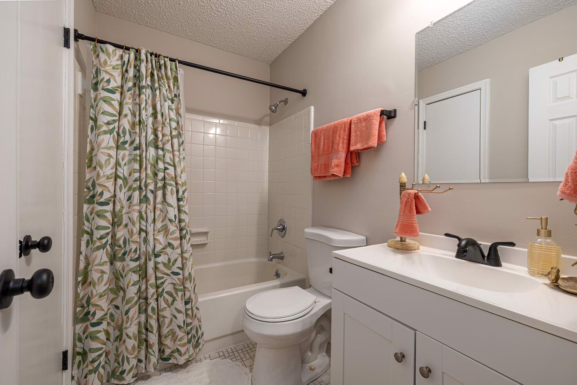 Stallion Square Apartments 5 of 12