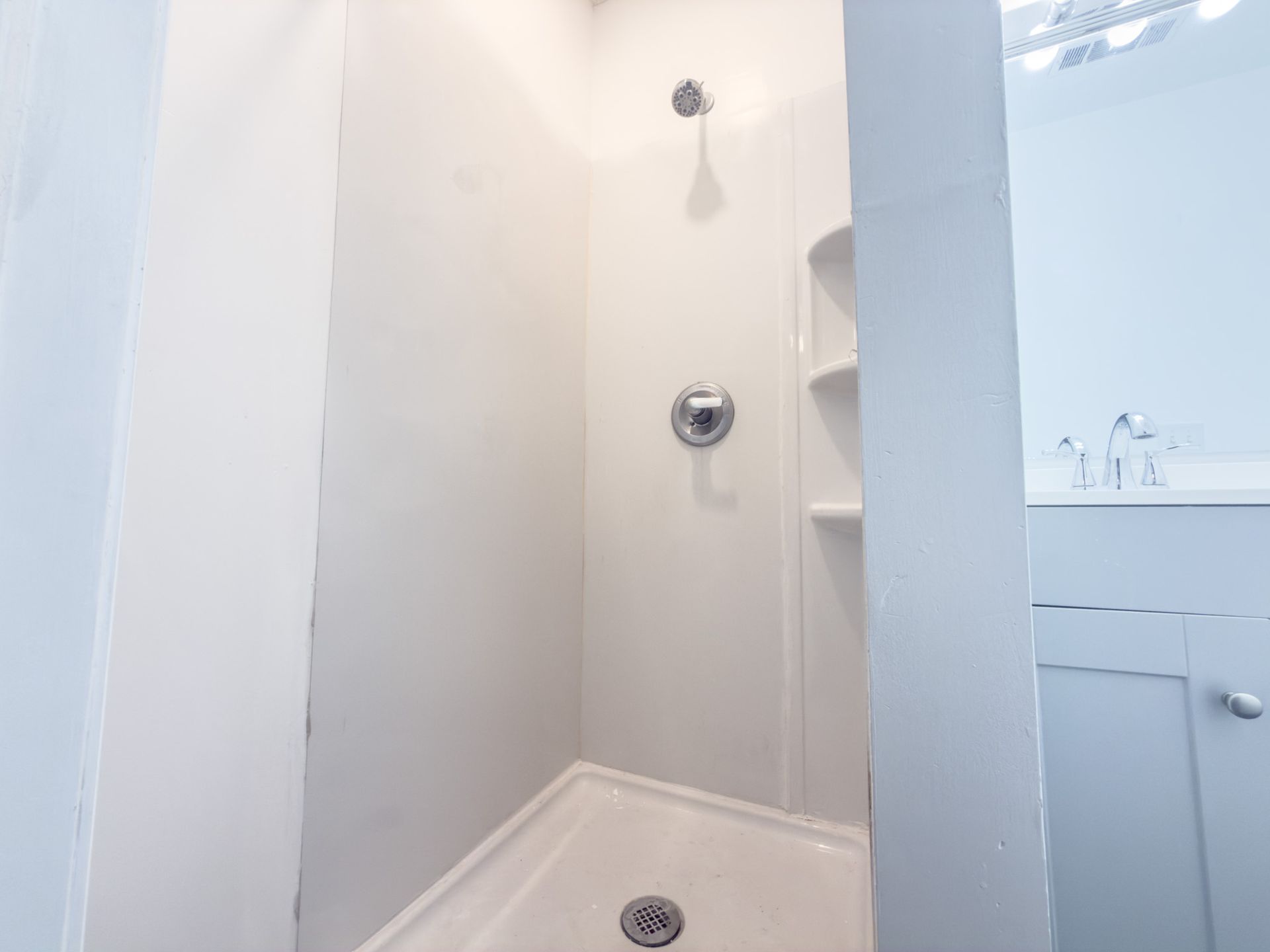 5640 Dobson Street 10 of 10