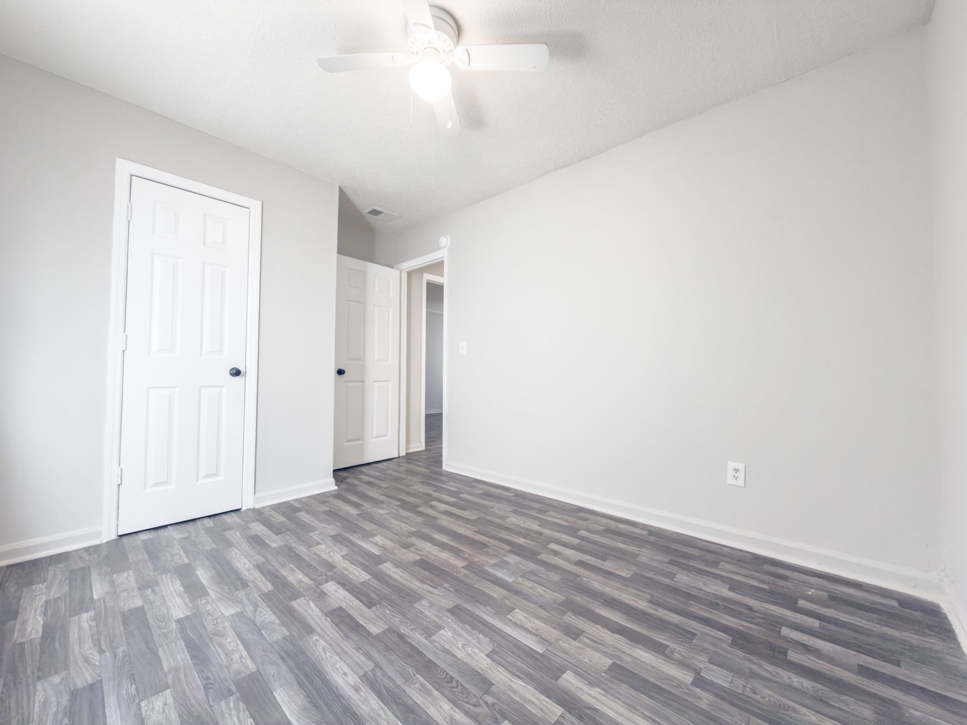 1815 Sumner Avenue 2 of 12