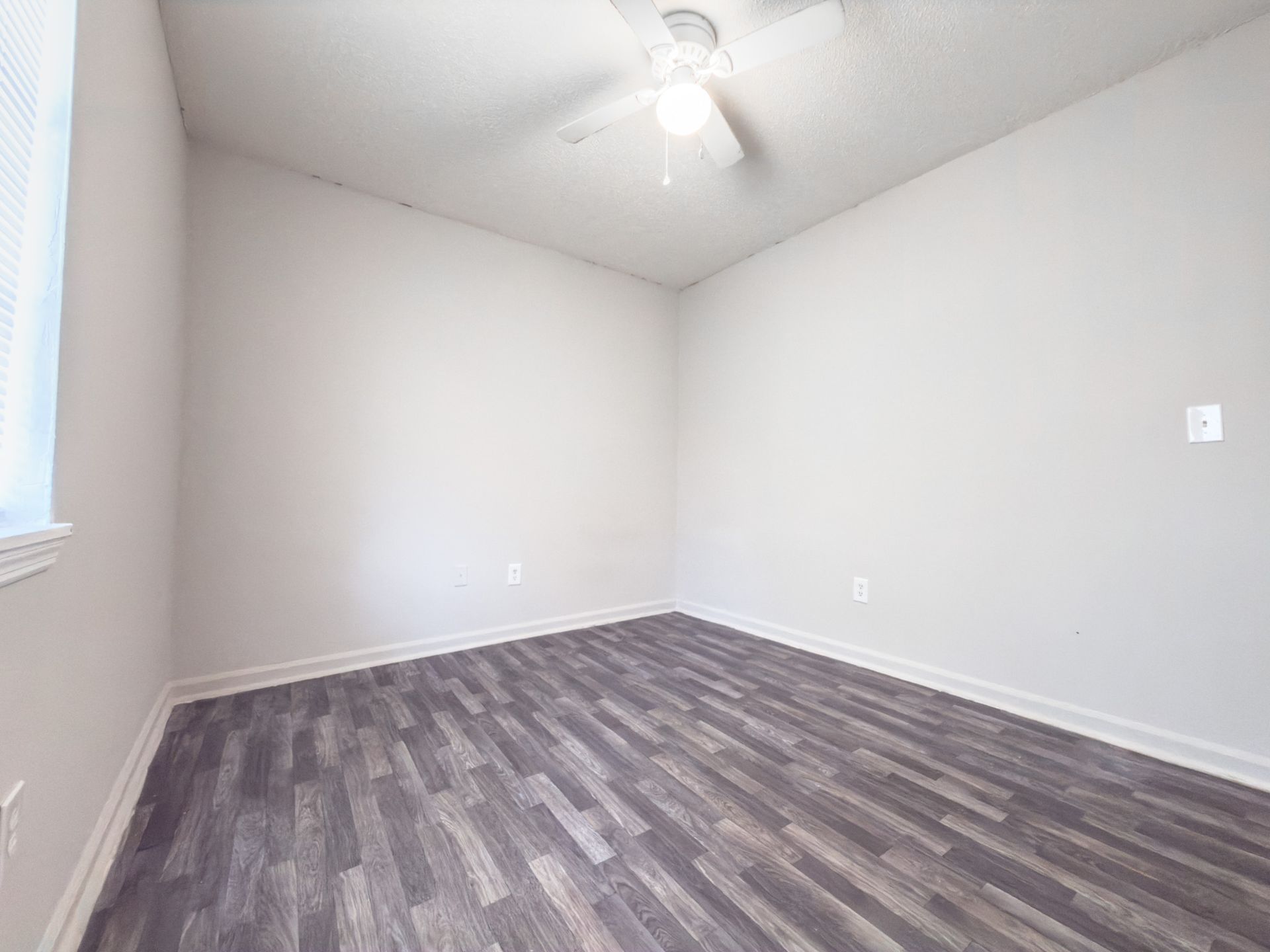 1815 Sumner Avenue 13 of 18