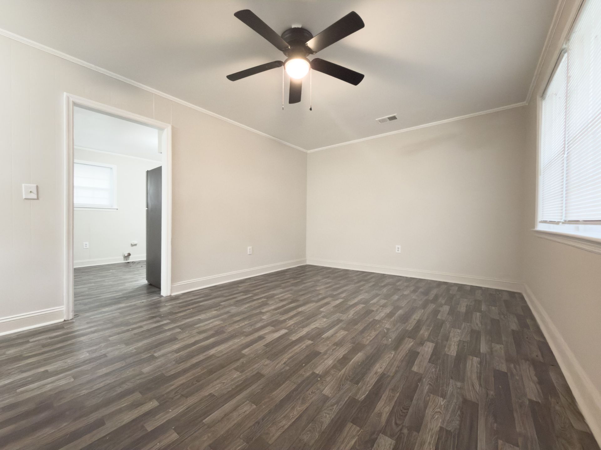 1537 N Avalon Cir 11 of 12