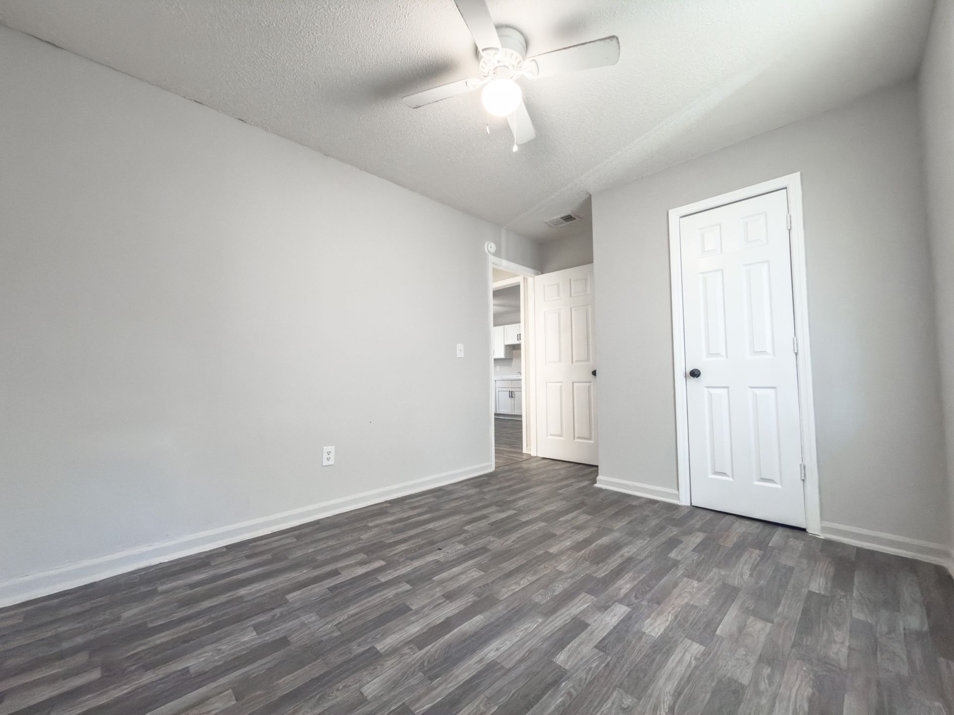 1815 Sumner Avenue 10 of 12