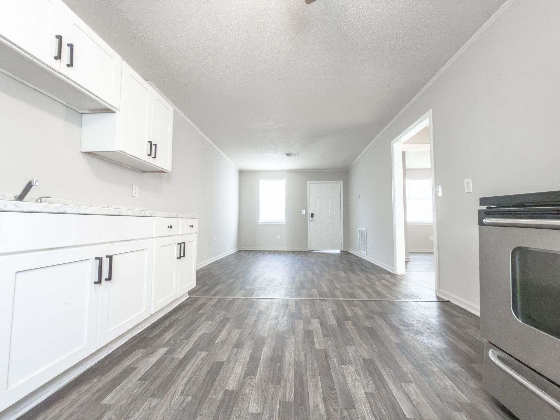 1815 Sumner Avenue 16 of 18