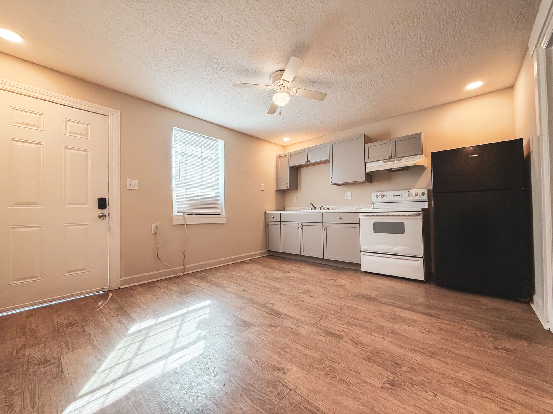 1826 Clements Avenue 5 of 12