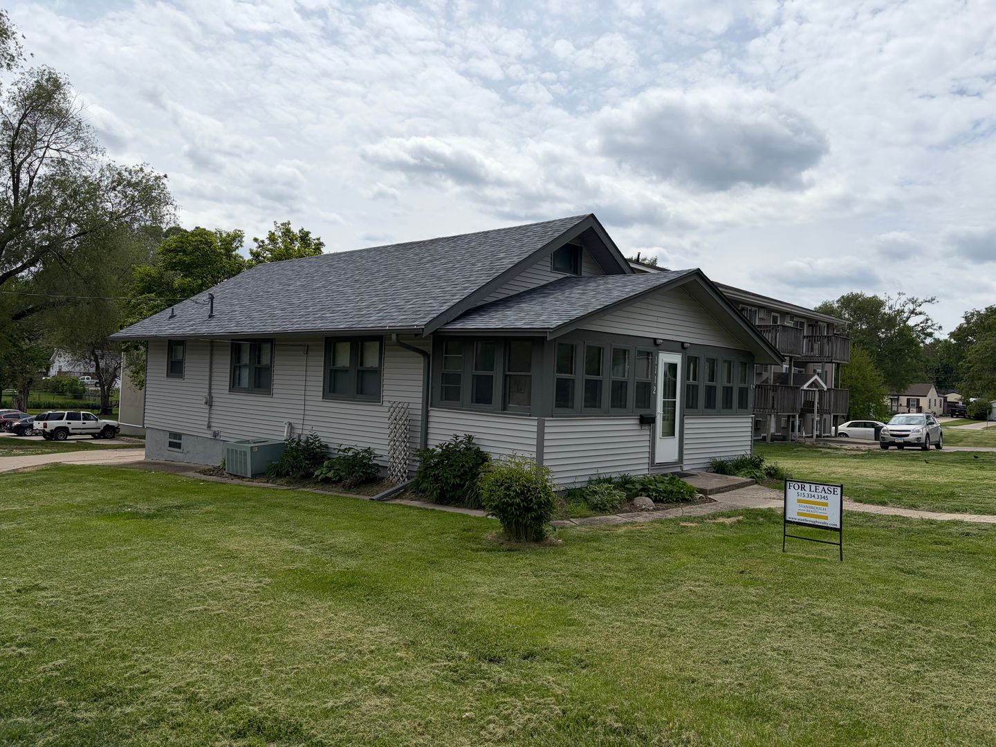 West Des Moines House: 1112 Vine Street