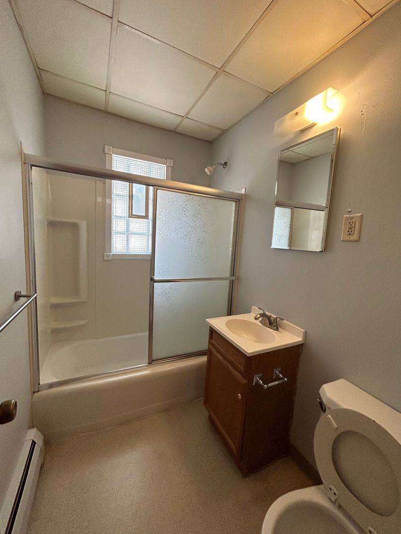 Des Moines Apartment: 1940 Arlington Avenue