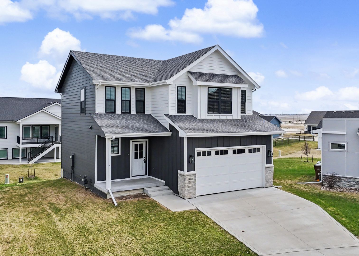 Grimes House: 1401 NE Savana Dr