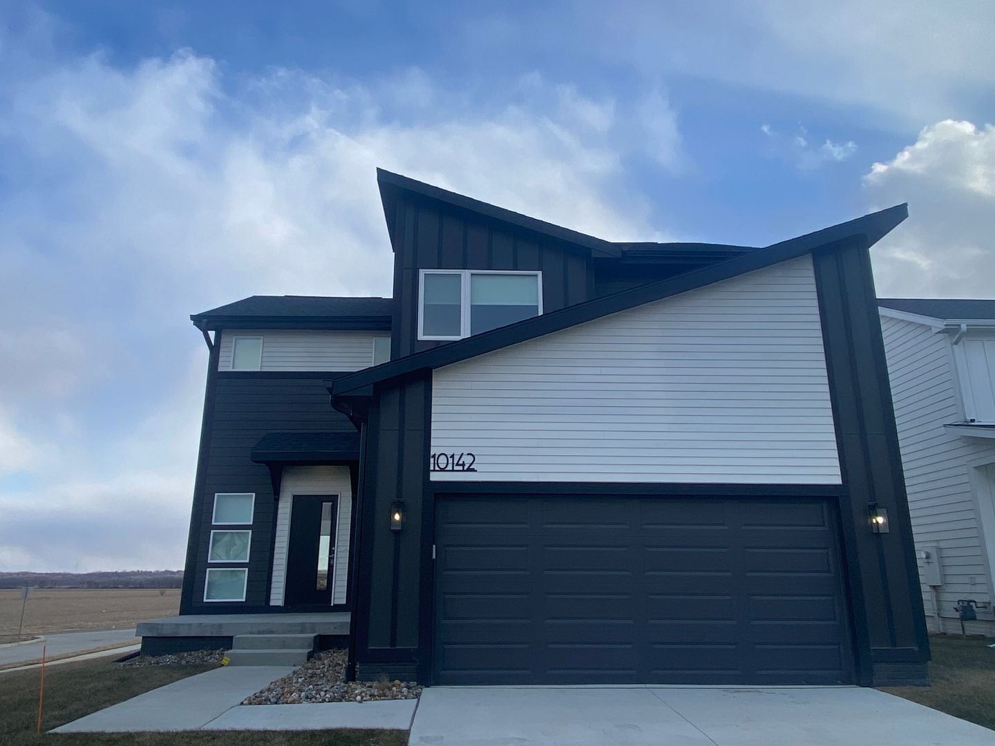West Des Moines House: 10142 Divine Place