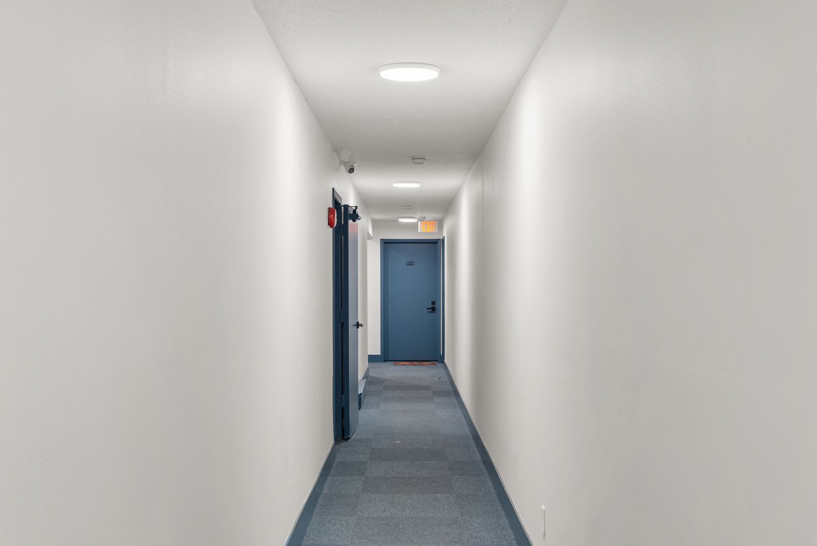 Crossroad Apartments 6 of 12