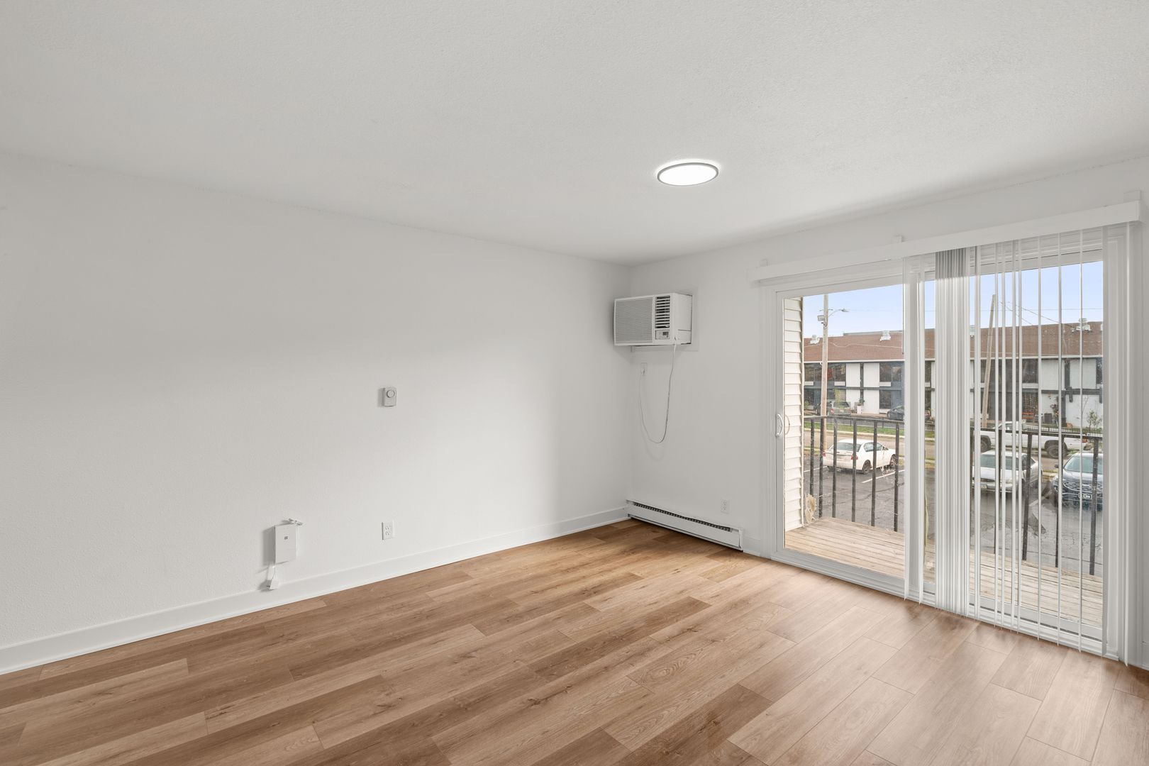 Des Moines Apartment: 3710-3720 57th Street