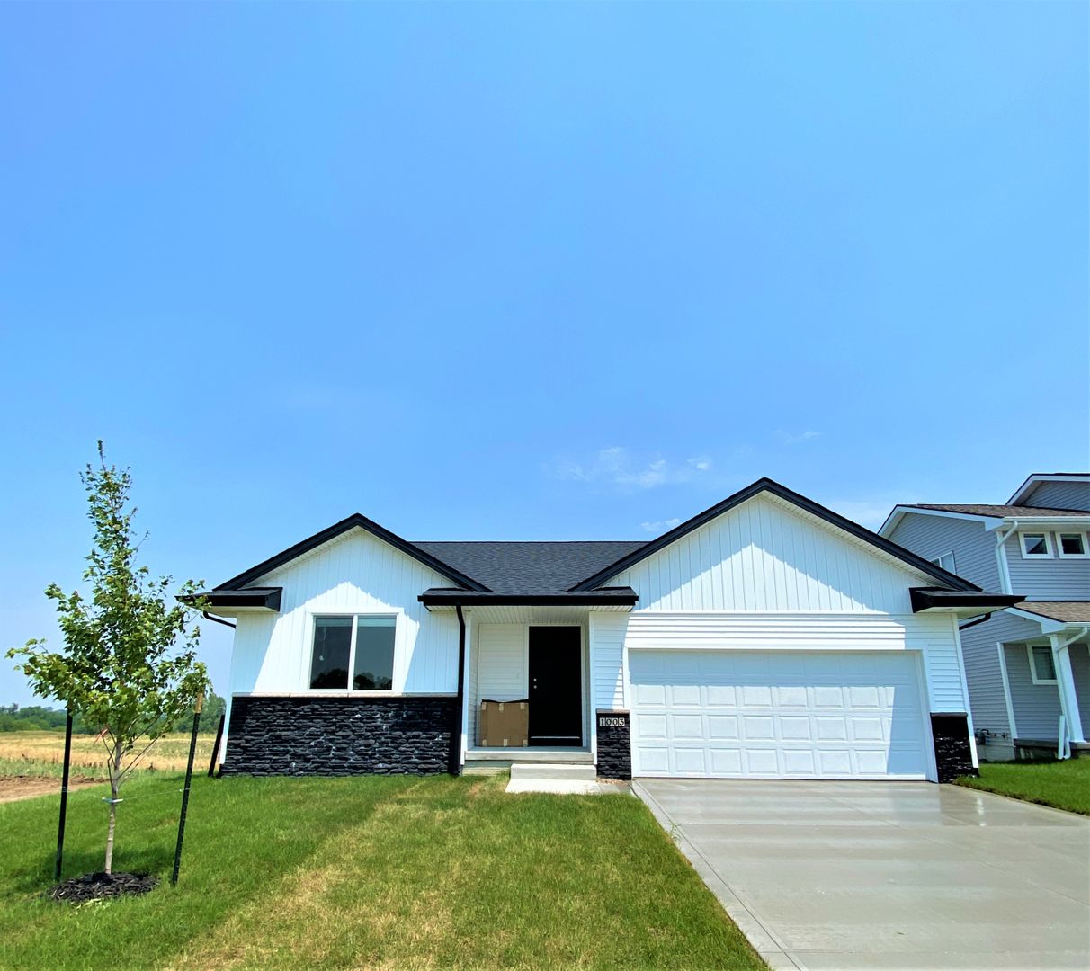 Norwalk House: 1003 Knoll Drive