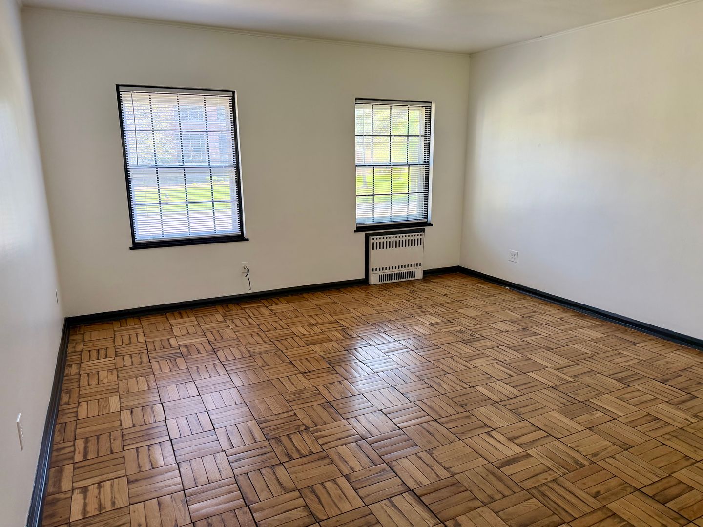 Des Moines Apartment: 3333 Grand Avenue