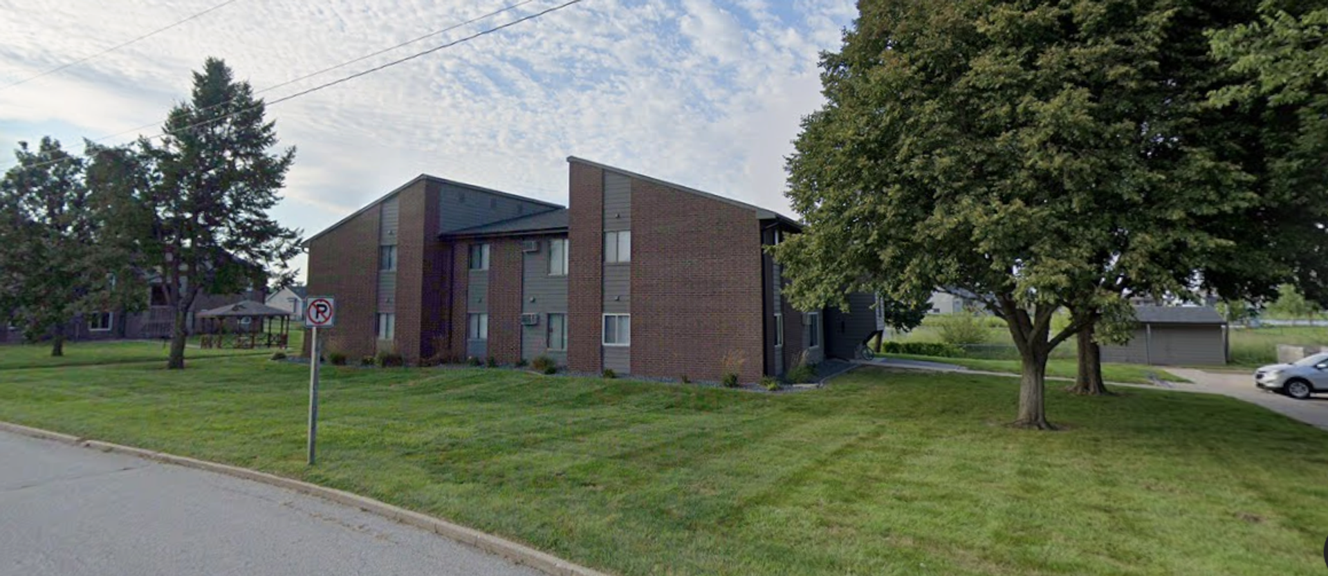 Granger Apartment: 1600 Linden Street