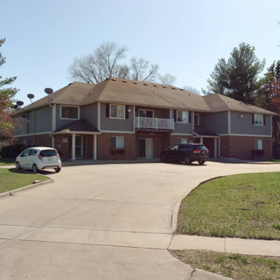 West Des Moines Apartment: 1120 5th Street