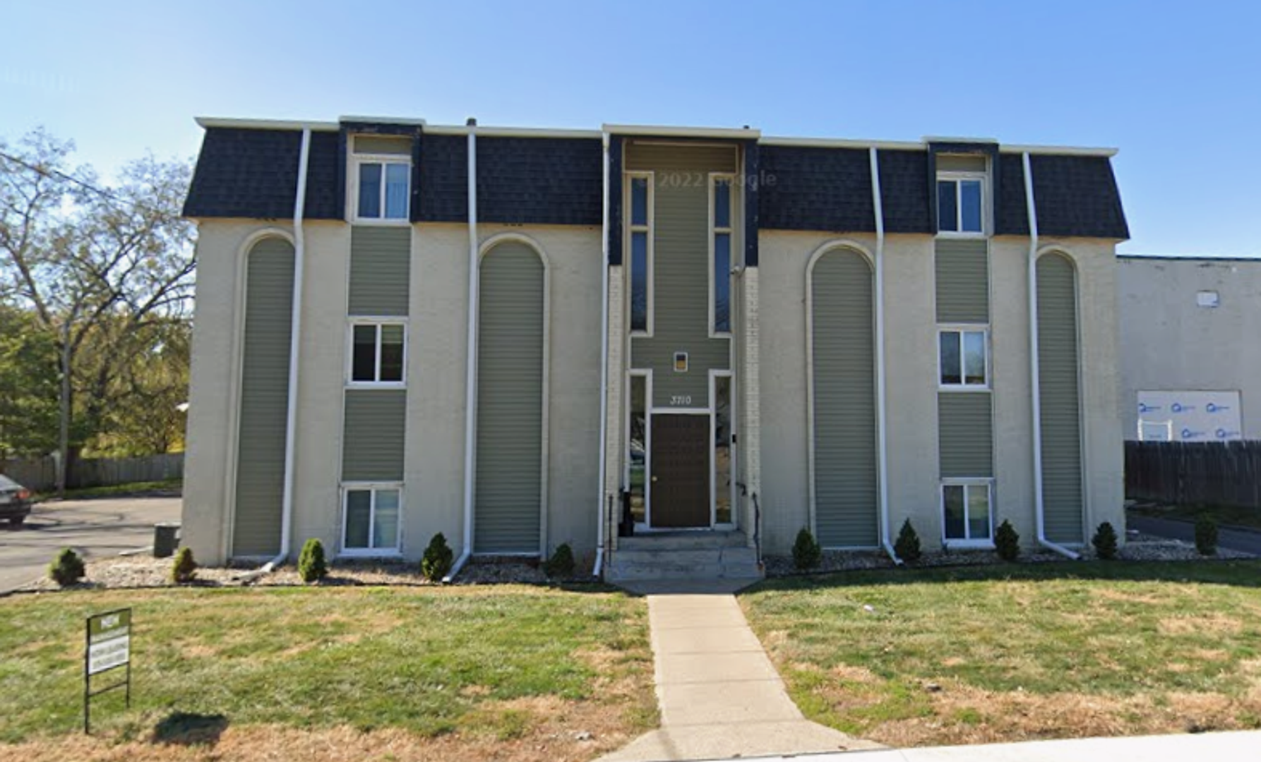Des Moines Apartment: 3710 56th Street