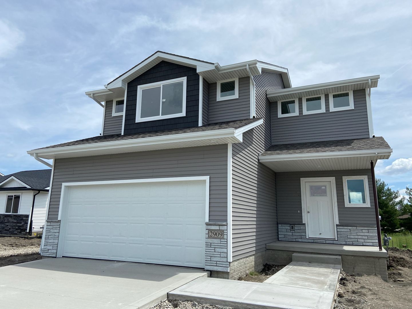 Altoona House: 2909 3rd Avenue SW