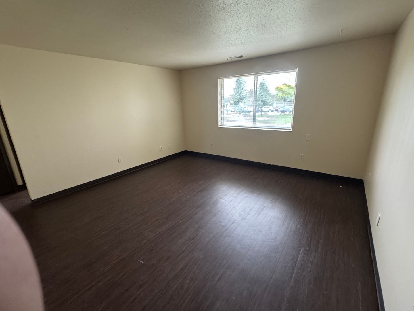 Urbandale Apartment: 2401 Rocklyn Drive & 6820 Holcomb Avenue