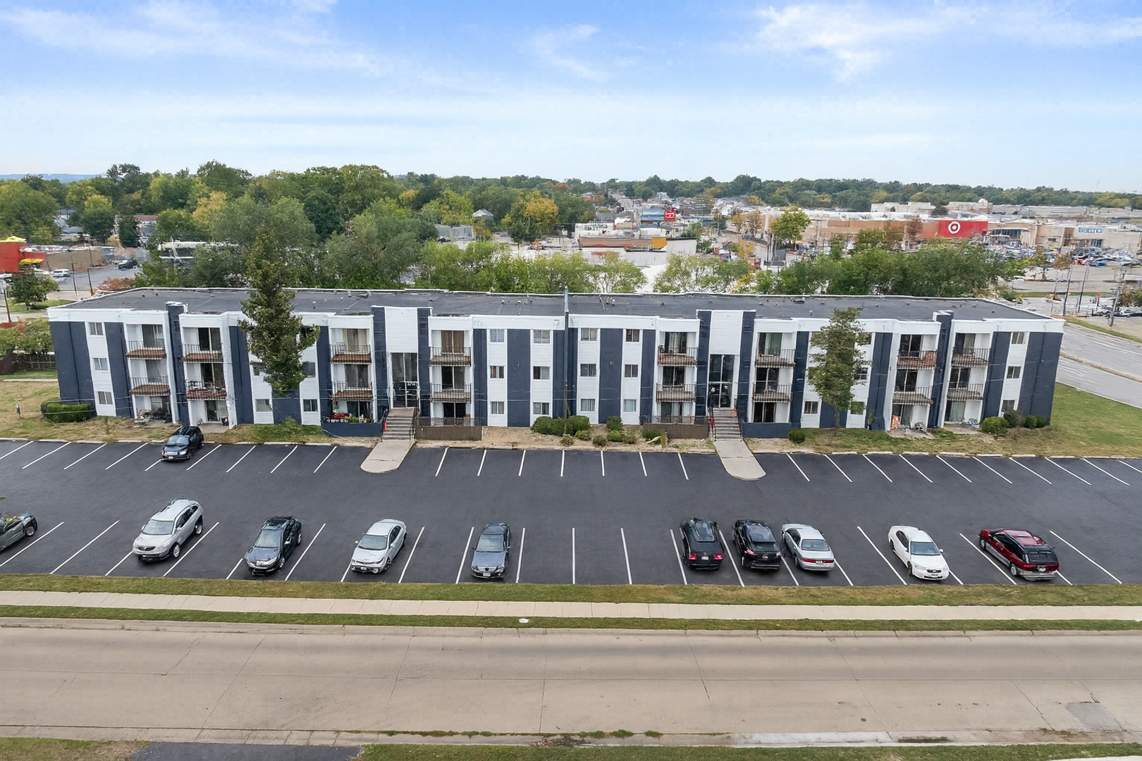 Des Moines Apartment: 3710-3720 57th Street