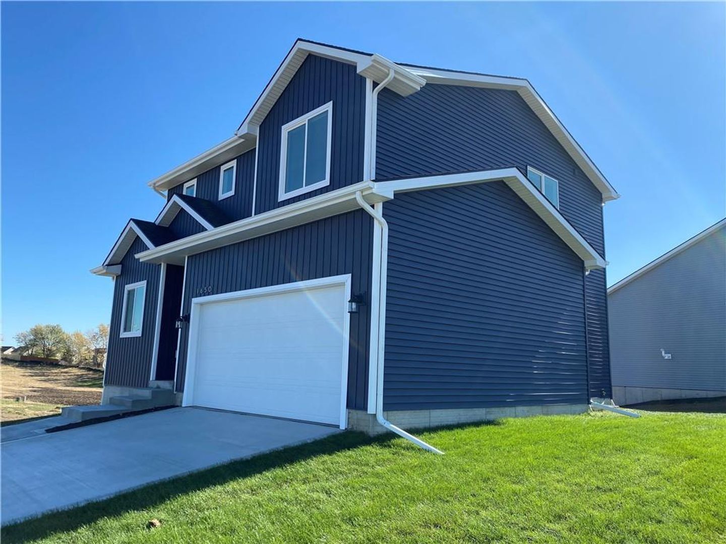 Norwalk House: 1707 Ashwood Ave Nor