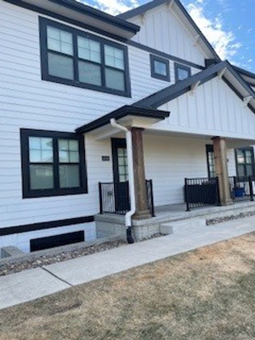 West Des Moines Townhome: 10101 Stark Drive