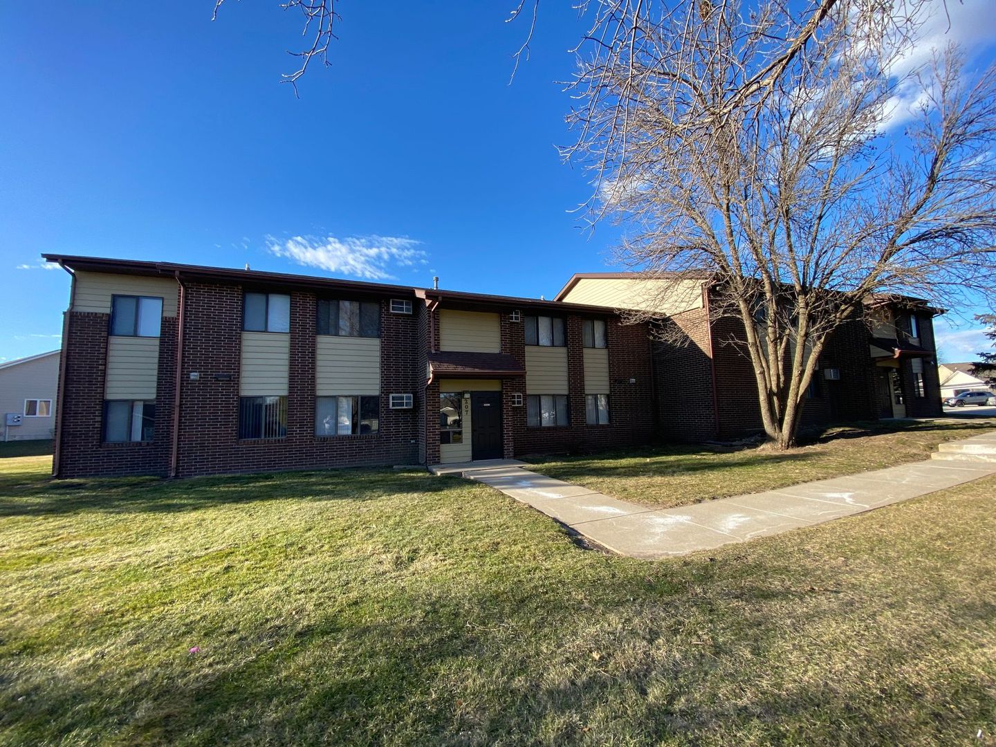 Grimes Apartment: 205 NW 8th Street