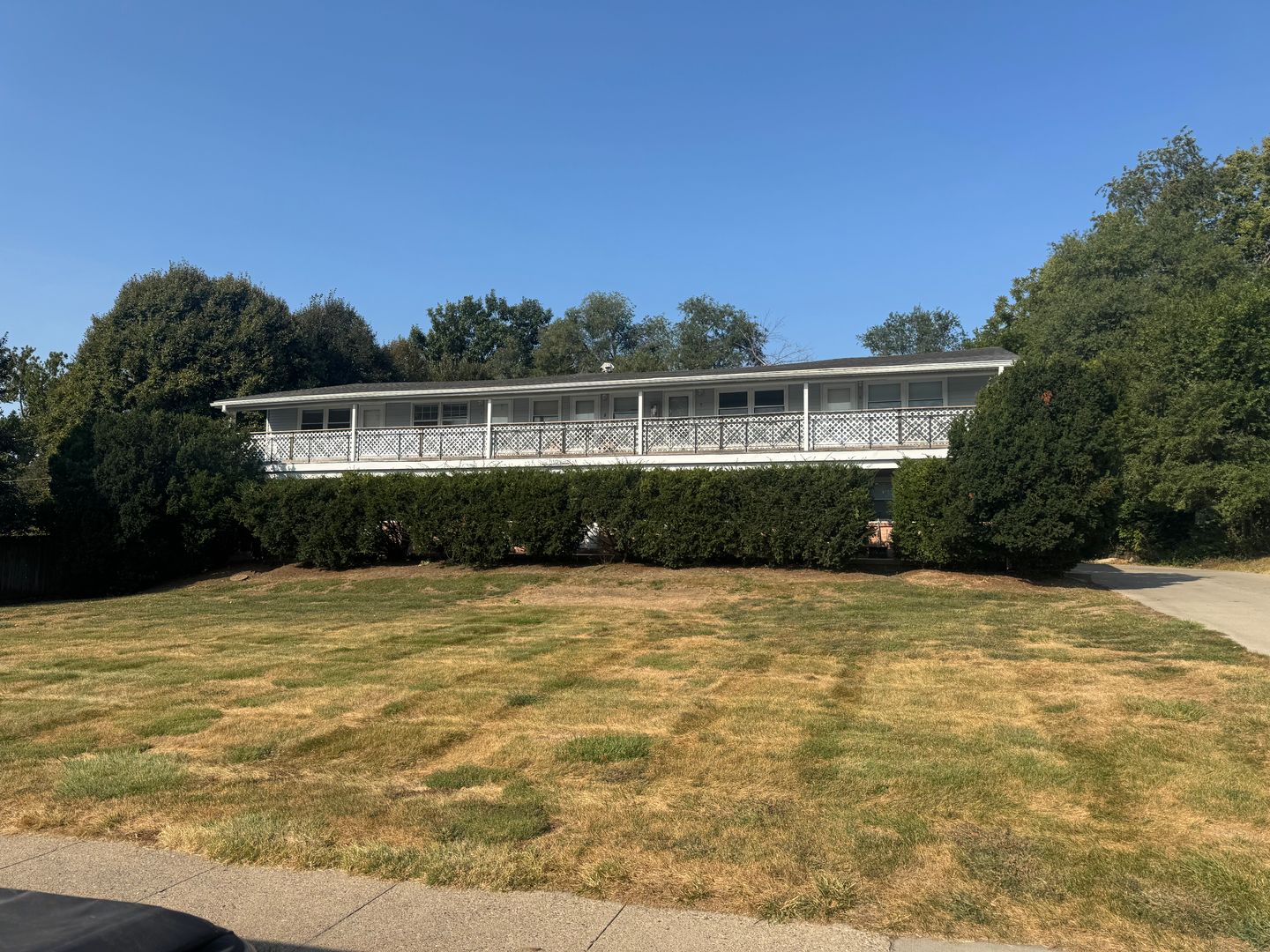 West Des Moines Apartment: 910 9th Street