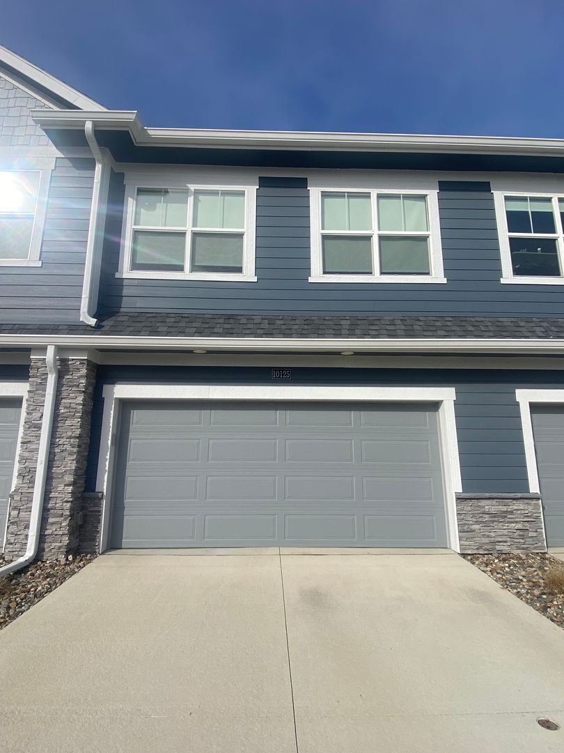 West Des Moines Townhome: 10101 Stark Drive