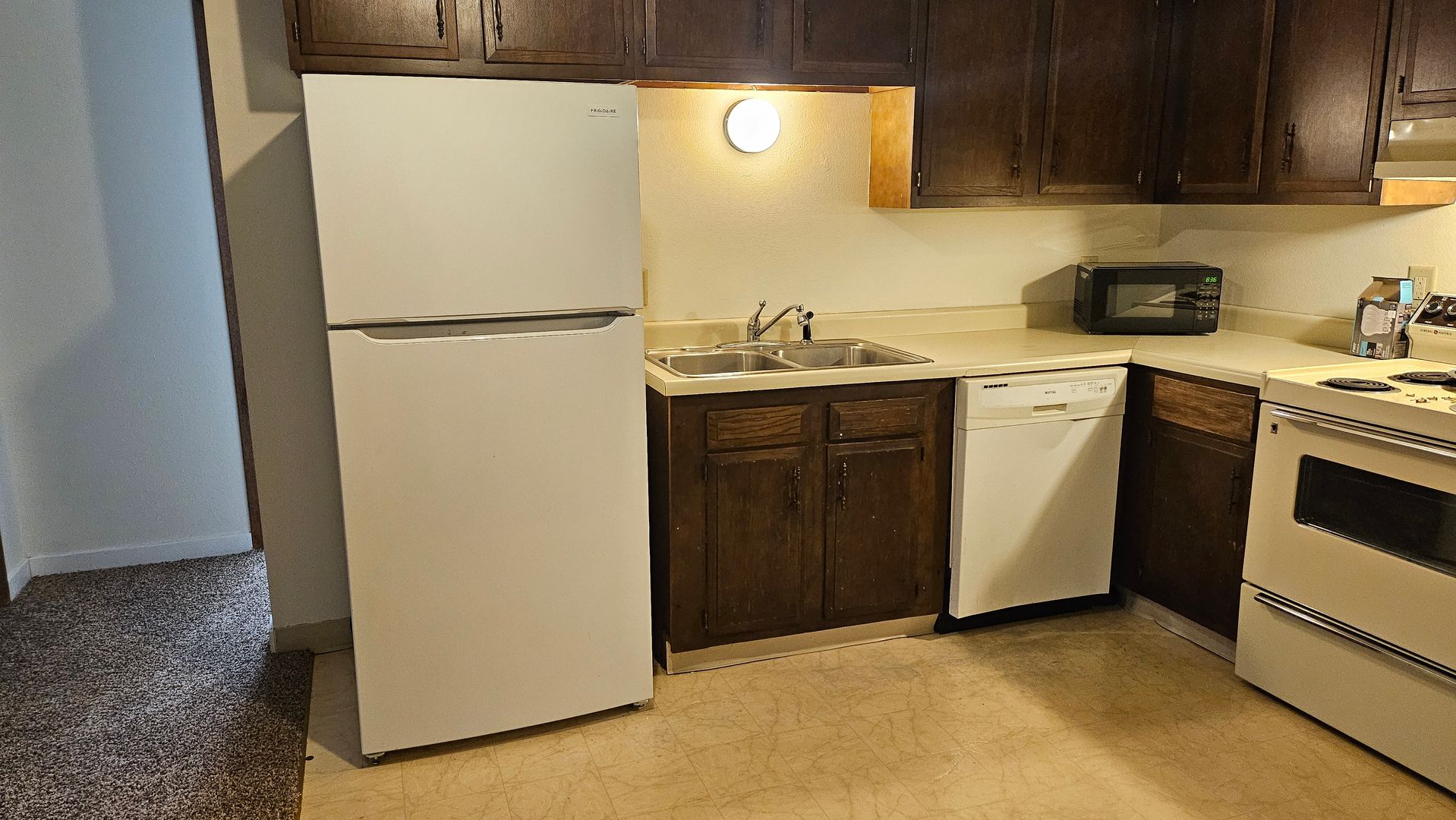 Ankeny Apartment: 1011 SE 3rd Street