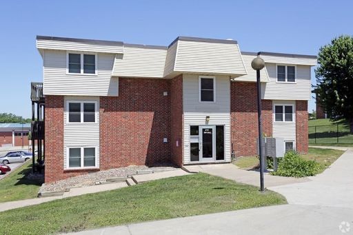 Very nice! Updated move in ready 1 bedroom – photo 1