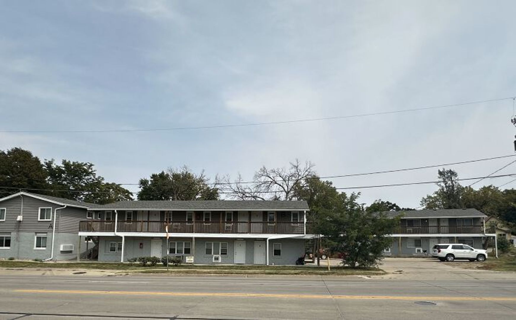 Des Moines Apartment: 2125 Indianola Avenue