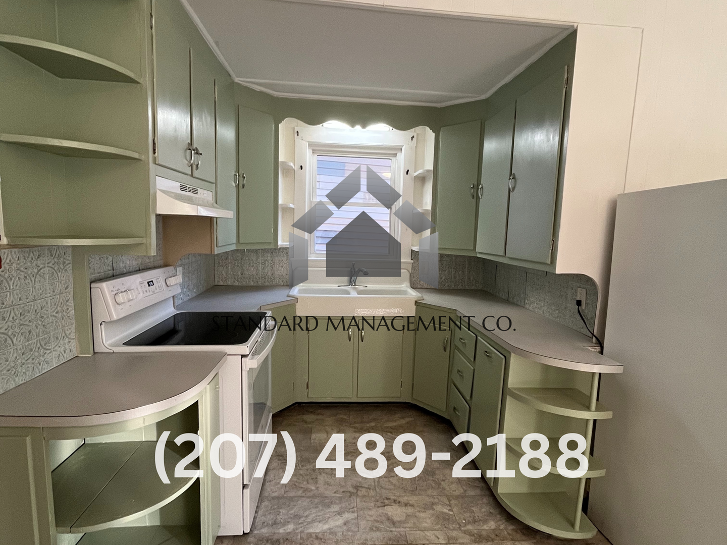 Waterville Apartment: 6 Squire St