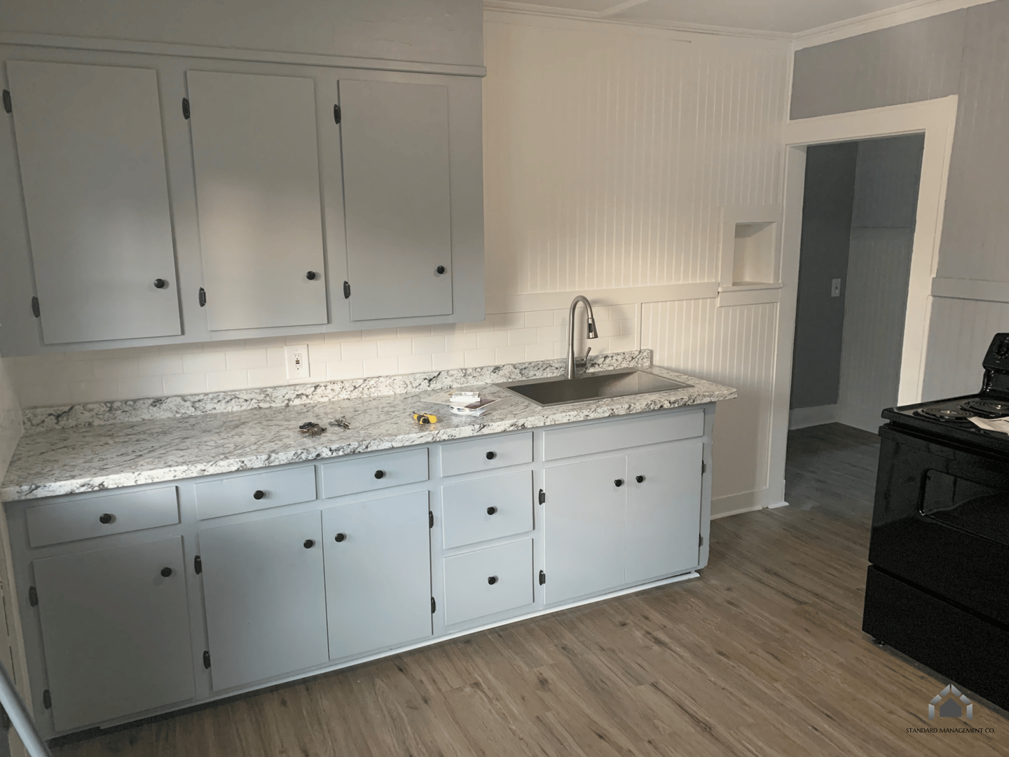 Waterville Apartment: 21 Gold St