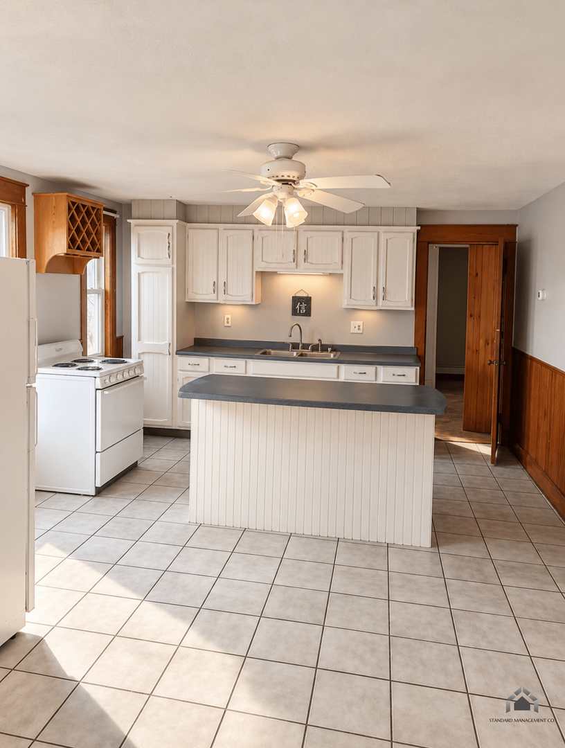 Winslow Apartment: 4 Oakhill Terrace