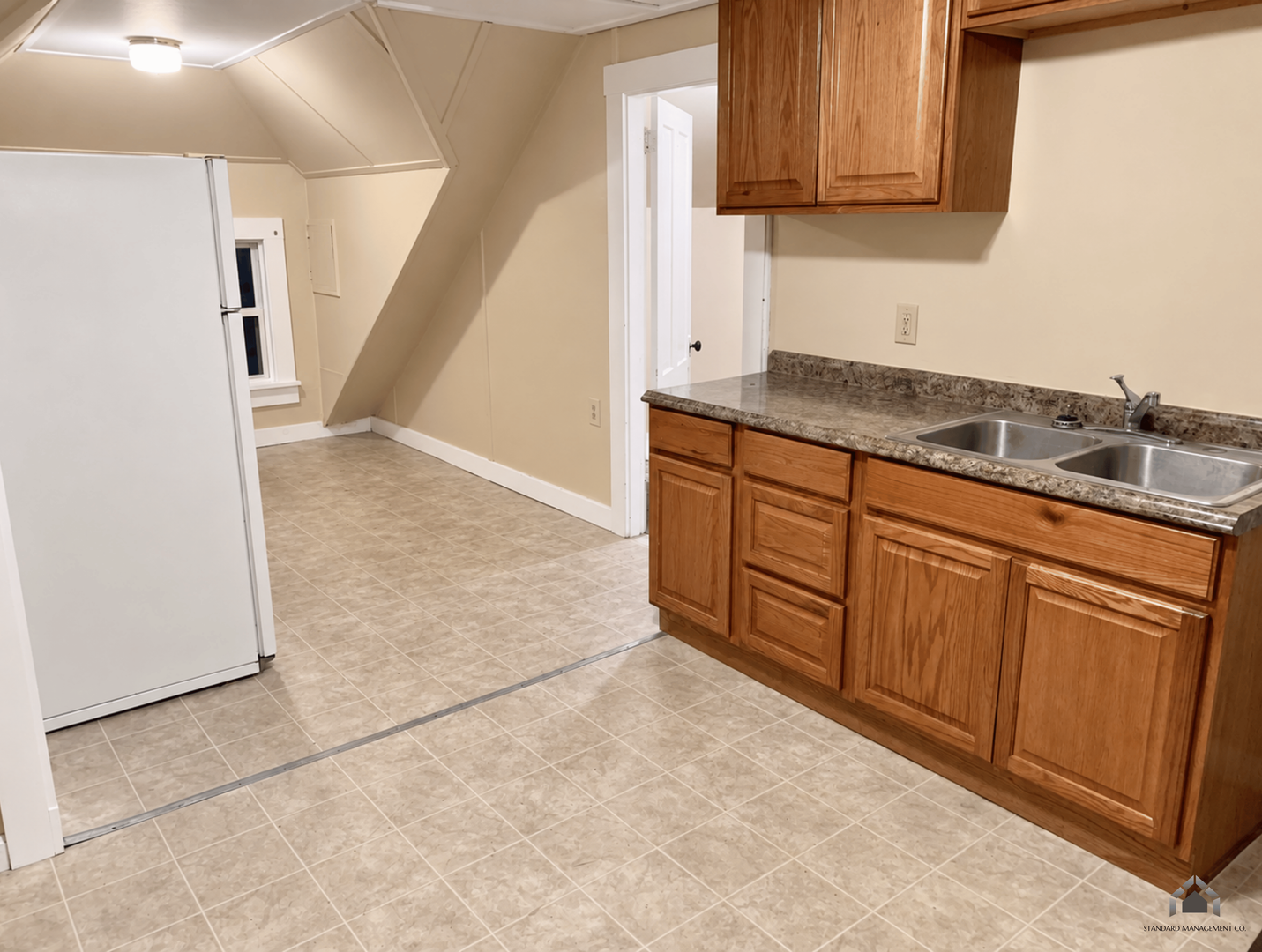 Waterville Apartment: 8 Silver Terrace