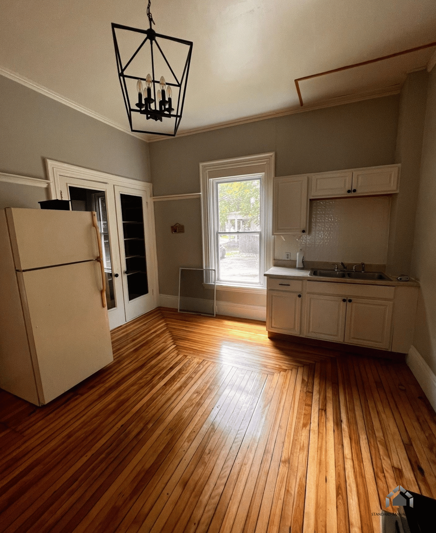 Fairfield Apartment: 39 high street